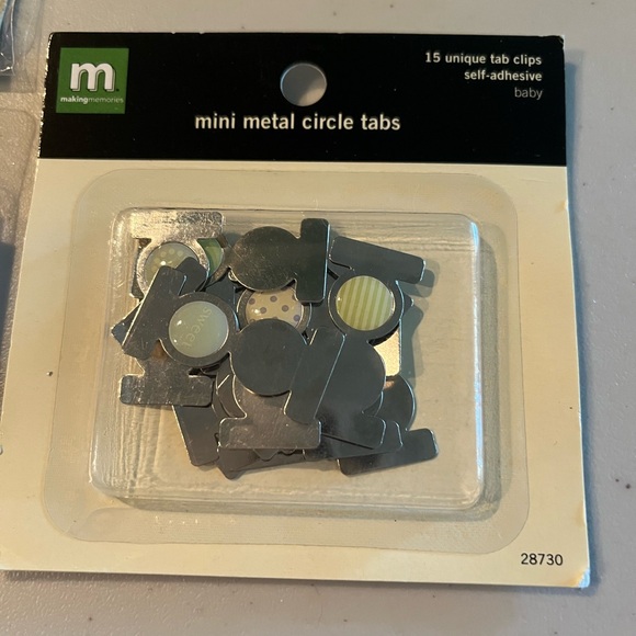 Crafting items. Embellishments and other items. Lot - Picture 3 of 11